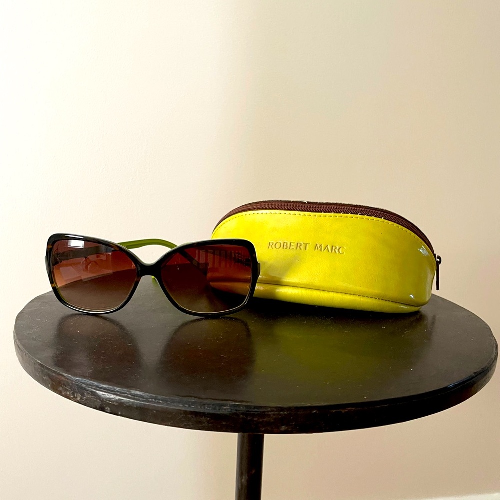 Vintage Robert Marc sunglasses in great condition